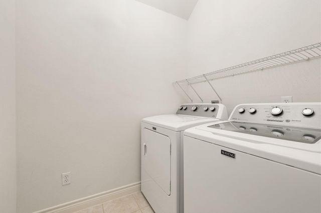 9036 Lakes At 610 Drive, Houston, TX 77054