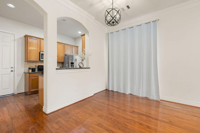 9036 Lakes At 610 Drive, Houston, TX 77054