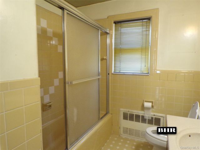 1821 E 27th Street, Brooklyn, NY 11229