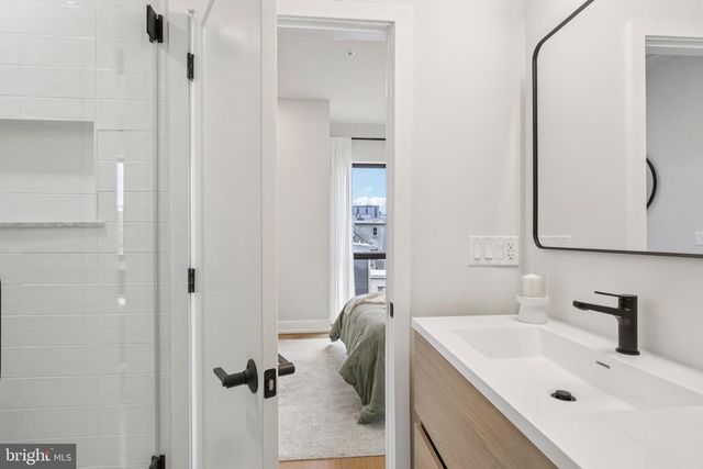 3407 W LIPPINCOTT ST, Philadelphia, PA 19132