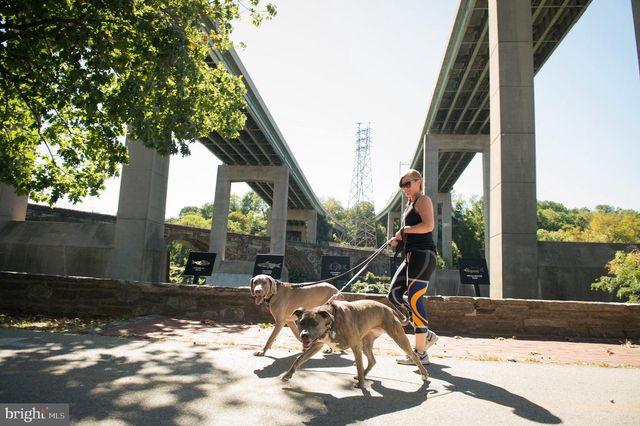 3407 W LIPPINCOTT ST, Philadelphia, PA 19132