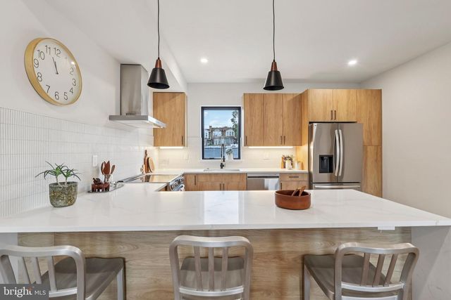 3407 W LIPPINCOTT ST, Philadelphia, PA 19132