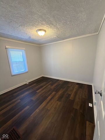 1938 N Dearborn Street, Indianapolis, IN 46218