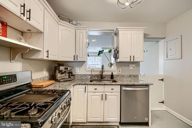 438 E CLEMENT ST, Baltimore, MD 21230