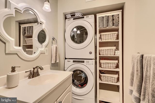 438 E CLEMENT ST, Baltimore, MD 21230