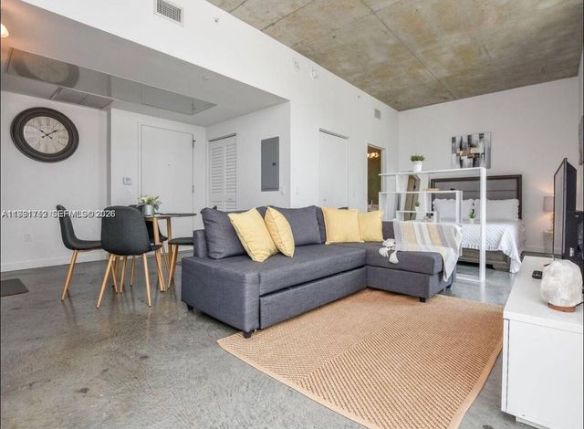 151 SE 1st St 2104, Miami, FL 33131