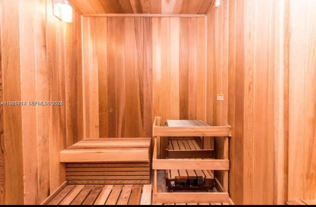 151 SE 1st St 2104, Miami, FL 33131