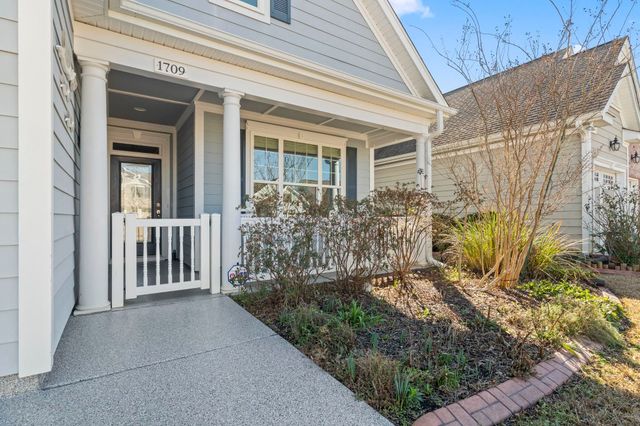 1709 Maplecress Way, Myrtle Beach, SC 29577