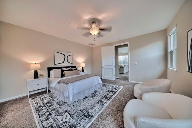 824 River Pointe Cir, Oakdale, CA 95361