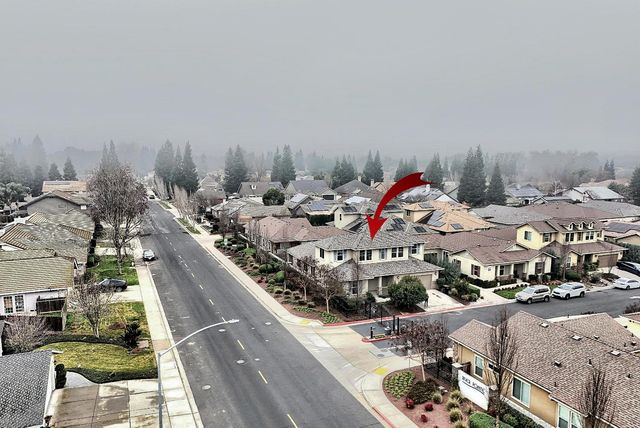 824 River Pointe Cir, Oakdale, CA 95361