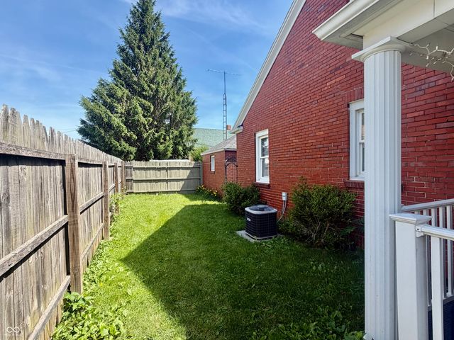 1444 Walnut Street, New Castle, IN 47362