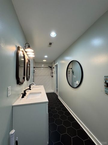 1369 Timberlake Drive, Lynchburg, VA 24502