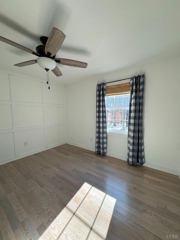 1369 Timberlake Drive, Lynchburg, VA 24502