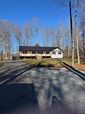 1369 Timberlake Drive, Lynchburg, VA 24502