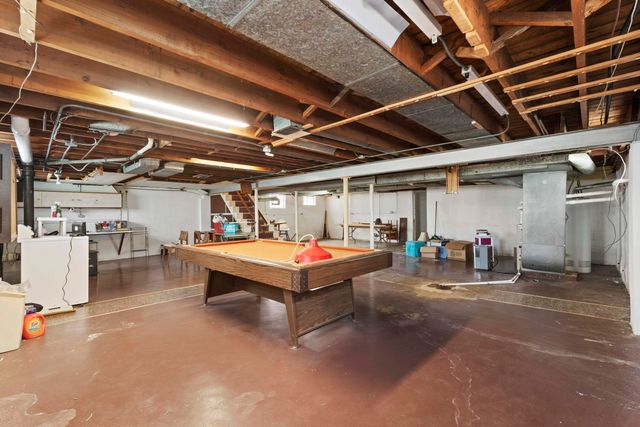 3543 Highway Avenue, Highland, IN 46322
