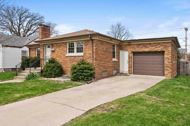 3543 Highway Avenue, Highland, IN 46322