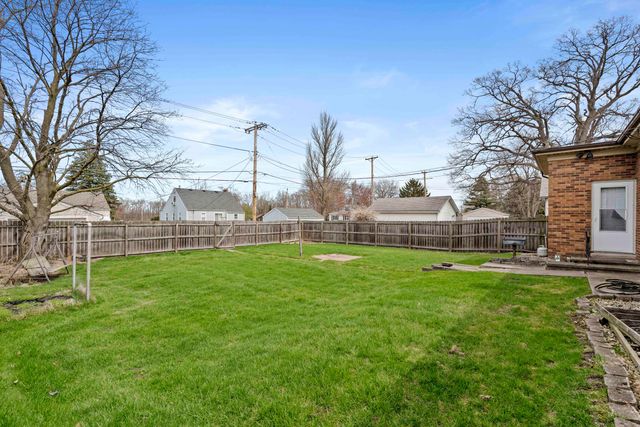 3543 Highway Avenue, Highland, IN 46322