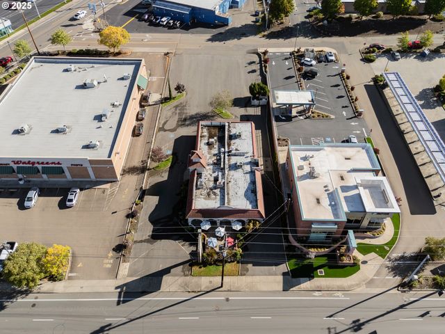 1347 Ne STEPHENS St, Roseburg, OR 97470