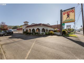 1347 Ne STEPHENS St, Roseburg, OR 97470