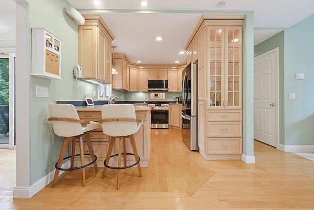 11 Weatherstone Dr 11, Worcester, MA 01604