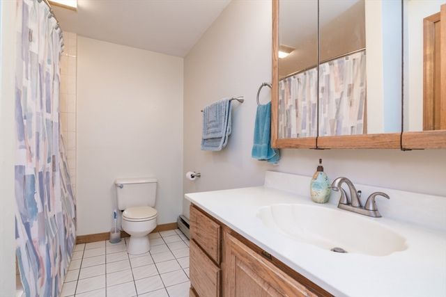 35 Old Stagecoach Dr, Monson, MA 01057