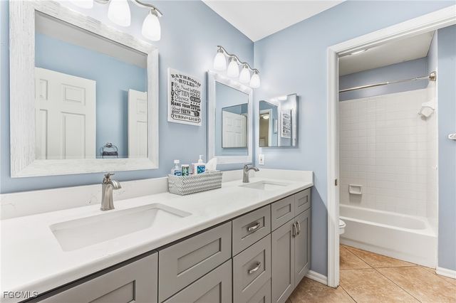 3670 Sunland LN, Estero, FL 33928