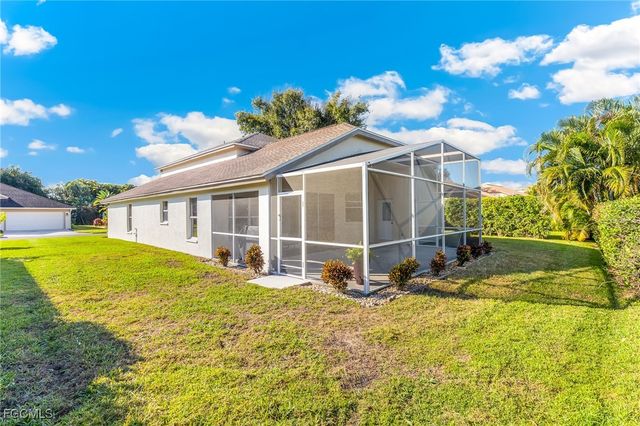 3670 Sunland LN, Estero, FL 33928