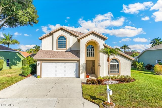 3670 Sunland LN, Estero, FL 33928