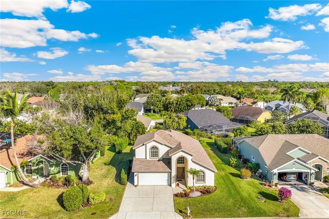 3670 Sunland LN, Estero, FL 33928