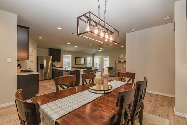 13009 Oleander Bay Lane, Texas City, TX 77568