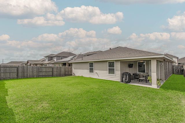 13009 Oleander Bay Lane, Texas City, TX 77568