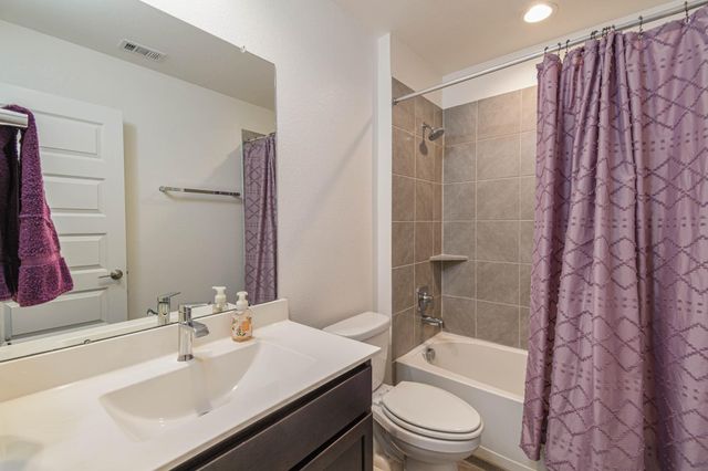 13009 Oleander Bay Lane, Texas City, TX 77568