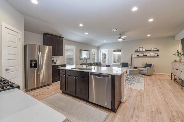 13009 Oleander Bay Lane, Texas City, TX 77568