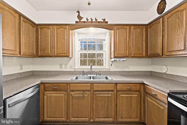 1145 BERNSTEIN RD, Fredericksburg, VA 22407