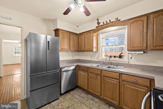 1145 BERNSTEIN RD, Fredericksburg, VA 22407