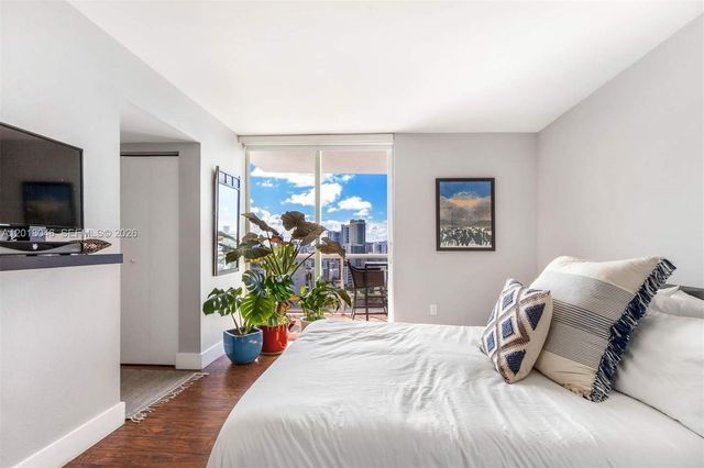 1800 Sunset Harbour Dr 1601, Miami Beach, FL 33139