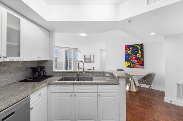 1800 Sunset Harbour Dr 1601, Miami Beach, FL 33139