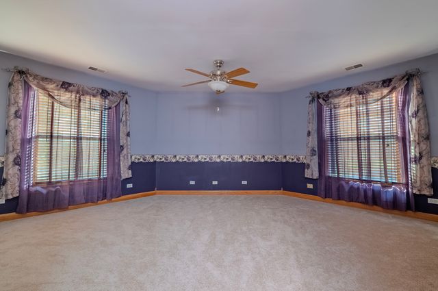 3305 Pheasant Drive, Rolling Meadows, IL 60008