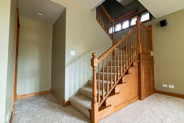 3305 Pheasant Drive, Rolling Meadows, IL 60008