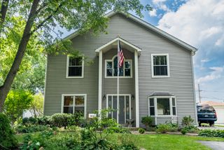 3305 Pheasant Drive, Rolling Meadows, IL 60008