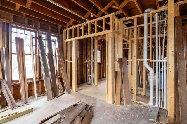 704 Ash Street, Baraboo, WI 53913