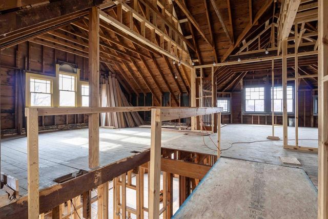 704 Ash Street, Baraboo, WI 53913