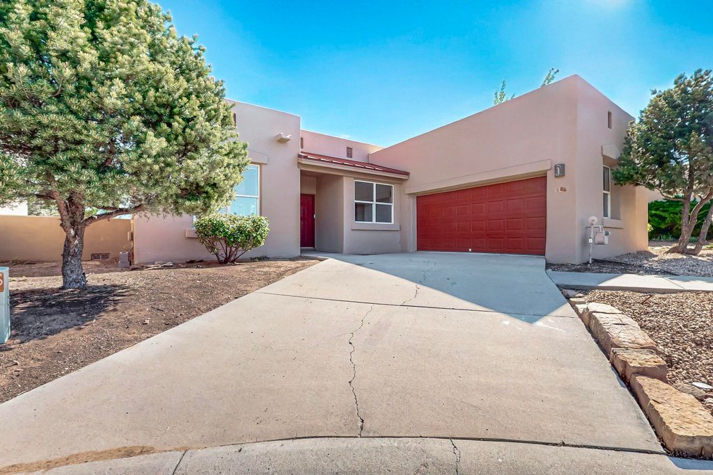 5 WoodFlower Place, Santa Fe, NM 87508