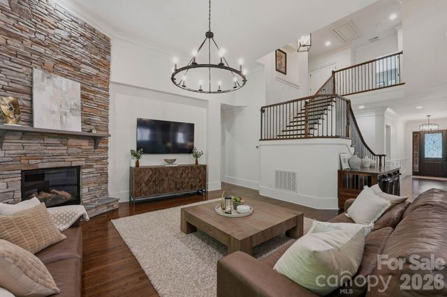 221 Glenmoor Drive, Waxhaw, NC 28173