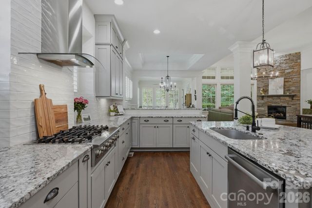 221 Glenmoor Drive, Waxhaw, NC 28173