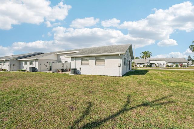 1307 NEW BEDFORD DRIVE 3C, Sun City Center, FL 33573