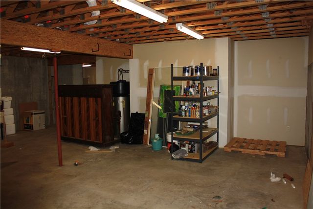 9118 Summer Shade Road, Rogers, AR 72756