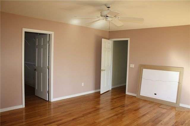 9118 Summer Shade Road, Rogers, AR 72756