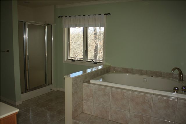 9118 Summer Shade Road, Rogers, AR 72756