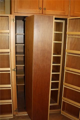 9118 Summer Shade Road, Rogers, AR 72756